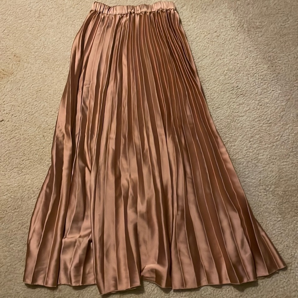 dusty pink ASOS pleated maxi skirt, size 4 US
